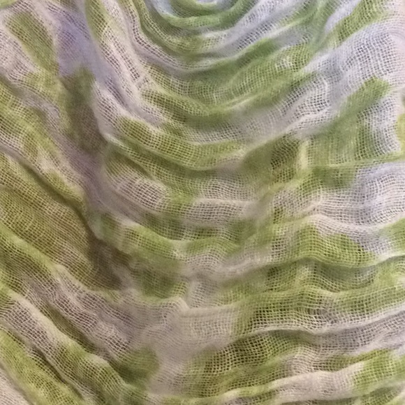 Spring scarf - Picture 3 of 4